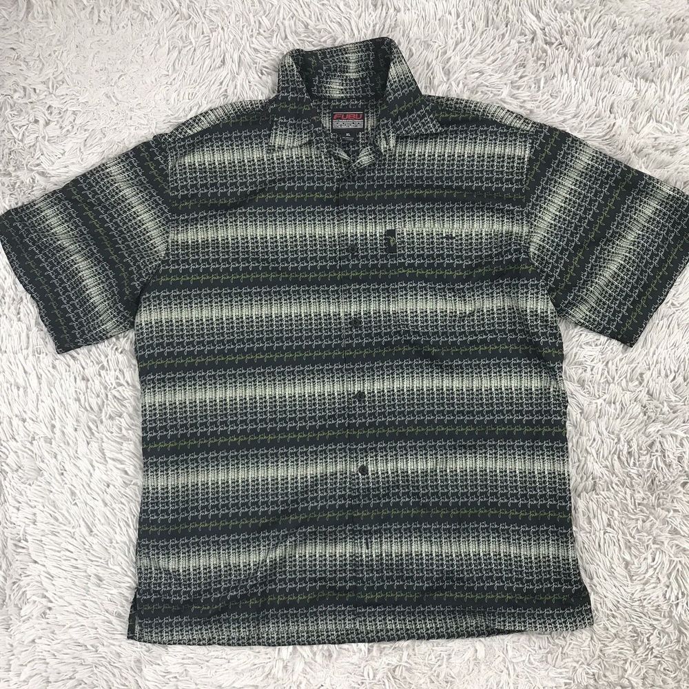Fubu Men's Shirt Size XL Button‎ Front Short Sleeve Spell Out